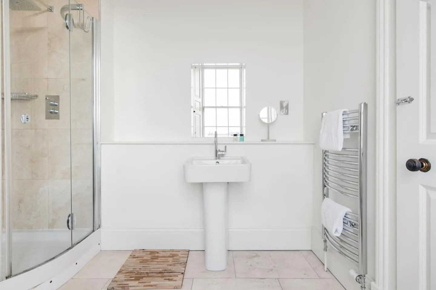 Super Central - Georgian Double Upper Flat With Castle Views In New Town Edimburgo Reino Unido