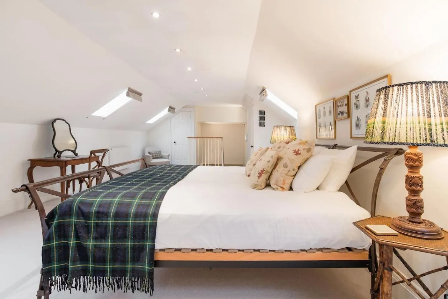 Super Central - Georgian Double Upper Flat With Castle Views In New Town Edimburgo 0*,